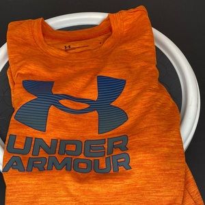 Kids under armor shirt